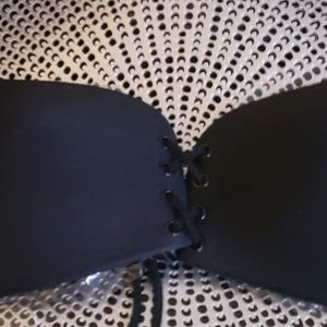 Cleavage couture strapless bra